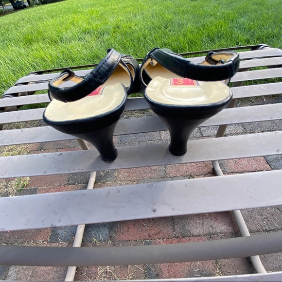 Cole Haan Black kitty heels - Picture 3 of 5